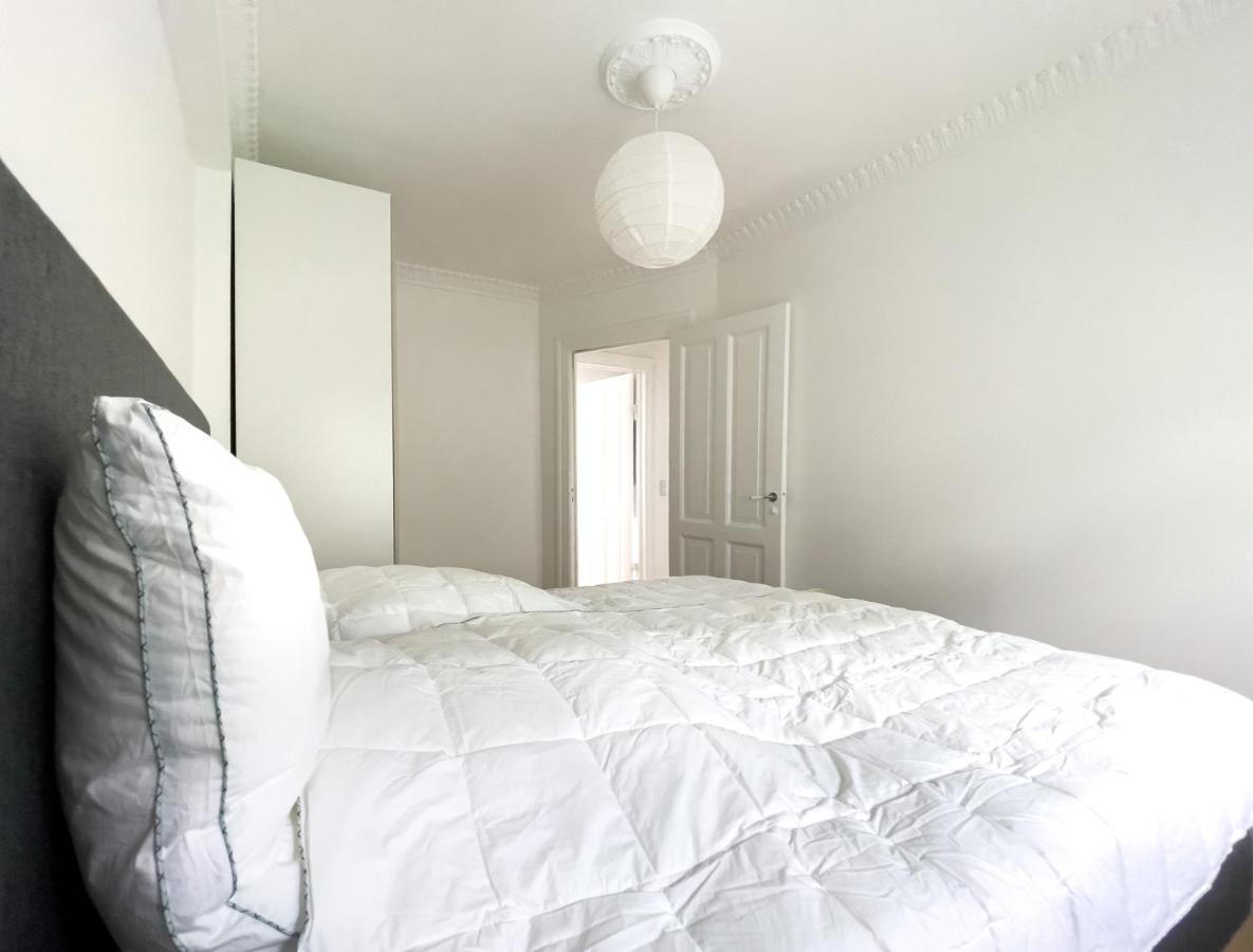 Stylish Classic Danish Design Apartamento